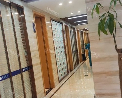 合肥曙光植發(fā)醫(yī)院走廊 合肥曙光植發(fā)醫(yī)院走廊